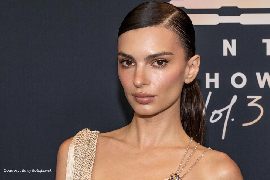 Emily Ratajkowski