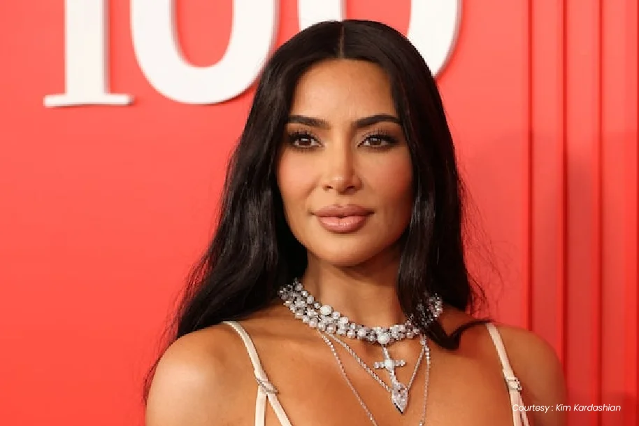 Top 50 Famous Female Celebrities (kimkardeshion)