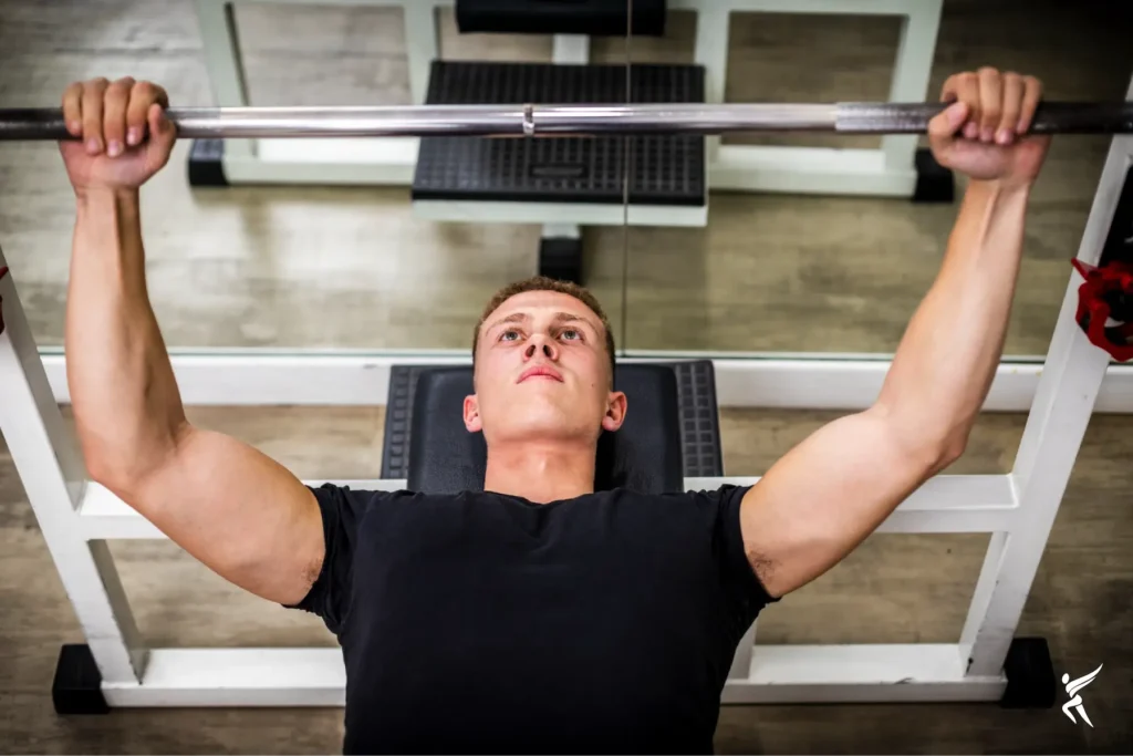 (Top Chest Workouts & Dumbbell Chest Exercises for Men)Flat Dumbbell Press